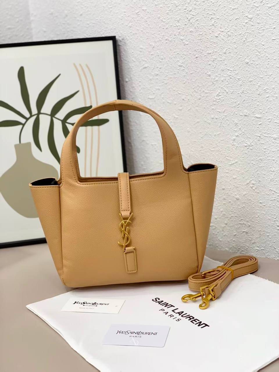 YSL
withbox 
110 dhs🇦🇪🇦🇪

Zain143
♥️♥️♥️