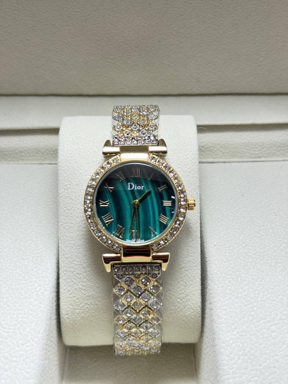 Dior Ladies
55 dhs🌺

Zain29
♥️♥️♥️