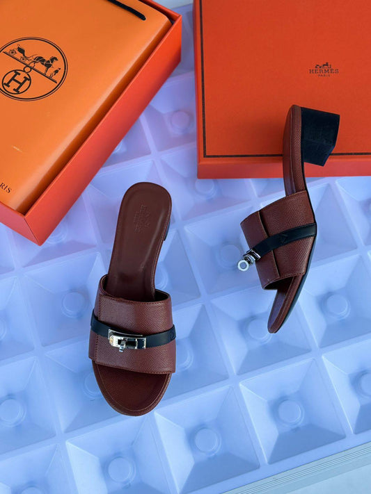 Hermes 
110 dhs🪙🌨️
Size 36-42

Zain55
♥️♥️♥️