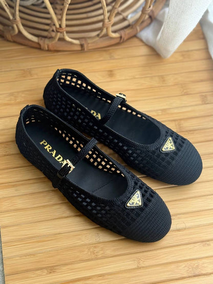 Prada
Super Master
𝗦𝗶𝘇𝗲 𝟯𝟲 𝘁𝗼𝗼 𝟰𝟭 
450 dhs💓

Zain303
♥️♥️♥️