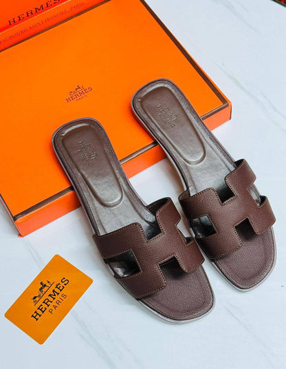 𝗛𝗘𝗥𝗠𝗘𝗦 𝗢𝗥𝗔𝗡 𝗦𝗟𝗜𝗣𝗣𝗘𝗥
💯high quality
Size 36-37-38-39-40-41
90 dhs❣️

Zain86
♥️♥️♥️