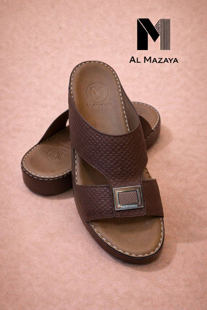 slippers for men good quality  
size available (40to46) 6to12) 

230 dhs🌺

Zain59
♥️♥️♥️