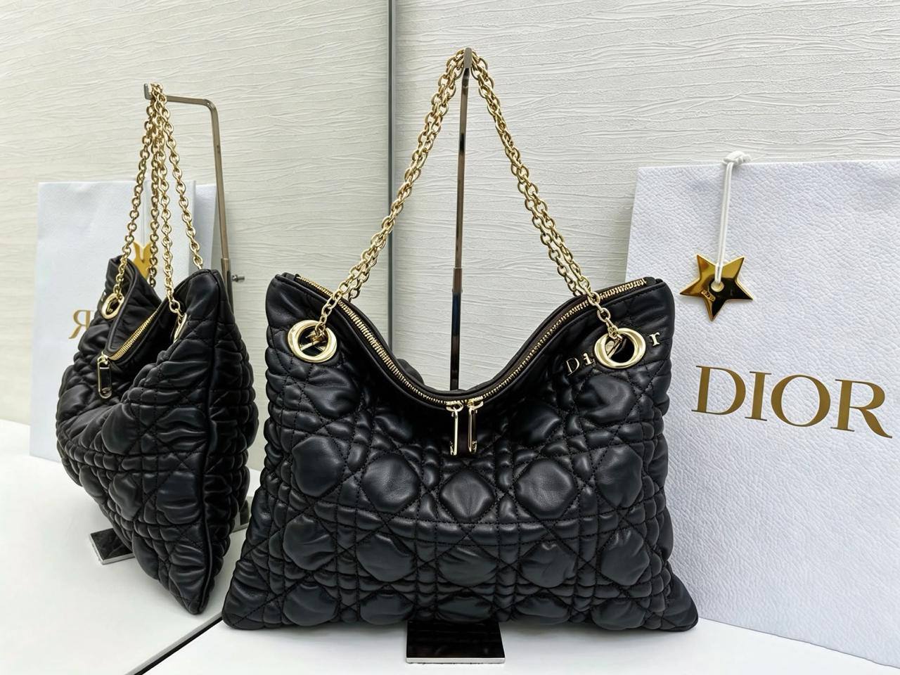 DIOR 
NEW DESIGN  

GOOD QUALITY 

110 DHS🇦🇪🇦🇪🇦🇪

Zain17
♥️♥️♥️