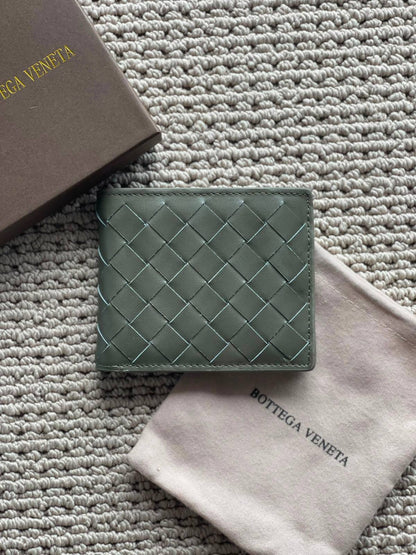 BOTTEGA VENETA
*Men’s Wallet*
*Master Quality*
250 dhs🇦🇪🇦🇪

Zain179
♥️♥️♥️