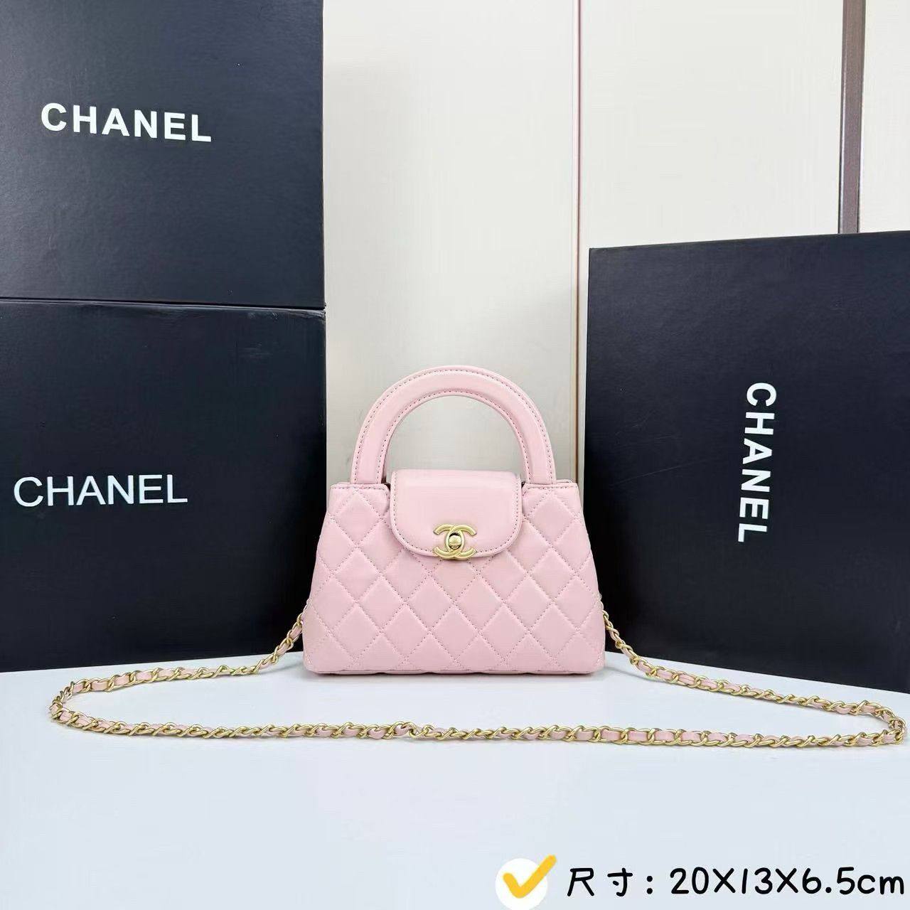 Chanel Master💓
250 dhs✅

Zain153
♥️♥️♥️