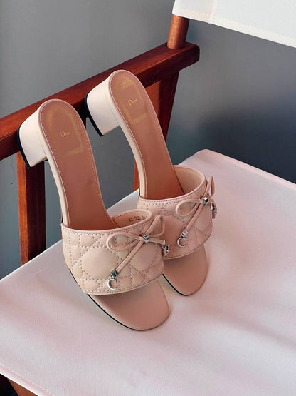 DIOR
Size 36-41
_Super master high quality_🪡
450 dhs🇦🇪🇦🇪

Zain176
♥️♥️♥️