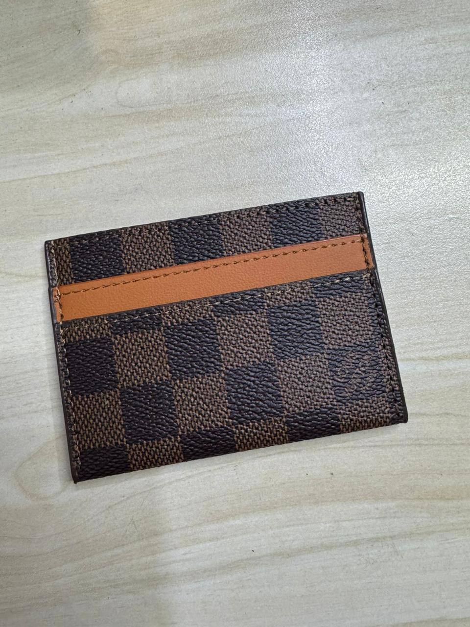 ❤️ Card bag
1️⃣ First quality 
Size : 10.5 * 7.5 cm
20 dhs🪙🌨️

Zain115
♥️♥️♥️