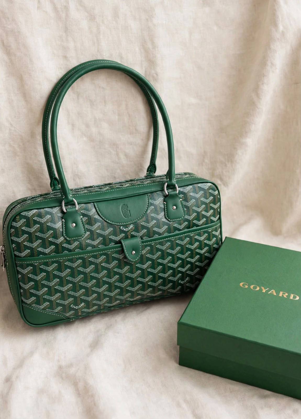 Goyard 
New Collection 💼

Good Quality 

with Box
340 dhs🇦🇪🇦🇪

Zain131
♥️♥️♥️