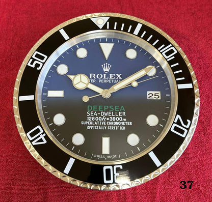 ROLEX WALL CLOCK GOOD QUALITY BATTERY 33CM

220 dhs🪙🌨️

Zain58
♥️♥️♥️