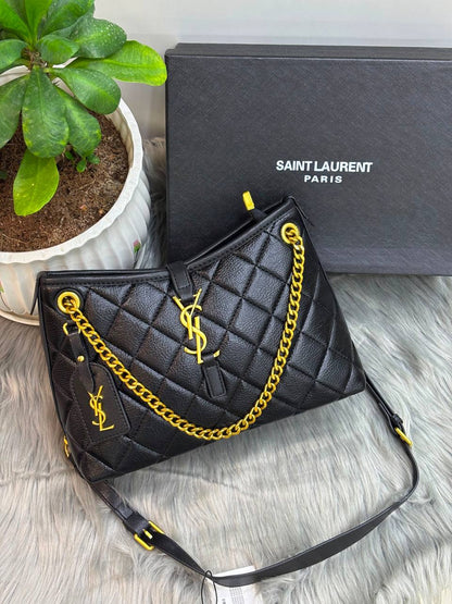 YSL

SIZE 27CM
110 dhs🇦🇪🇦🇪

Zain244
♥️♥️♥️