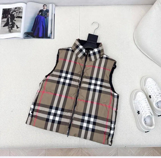 New collection ❤️‍🔥❤️‍🔥❤️‍🔥 

Burberry 
Size S to L 

price 310 dhs 

Zain262
♥️♥️♥️