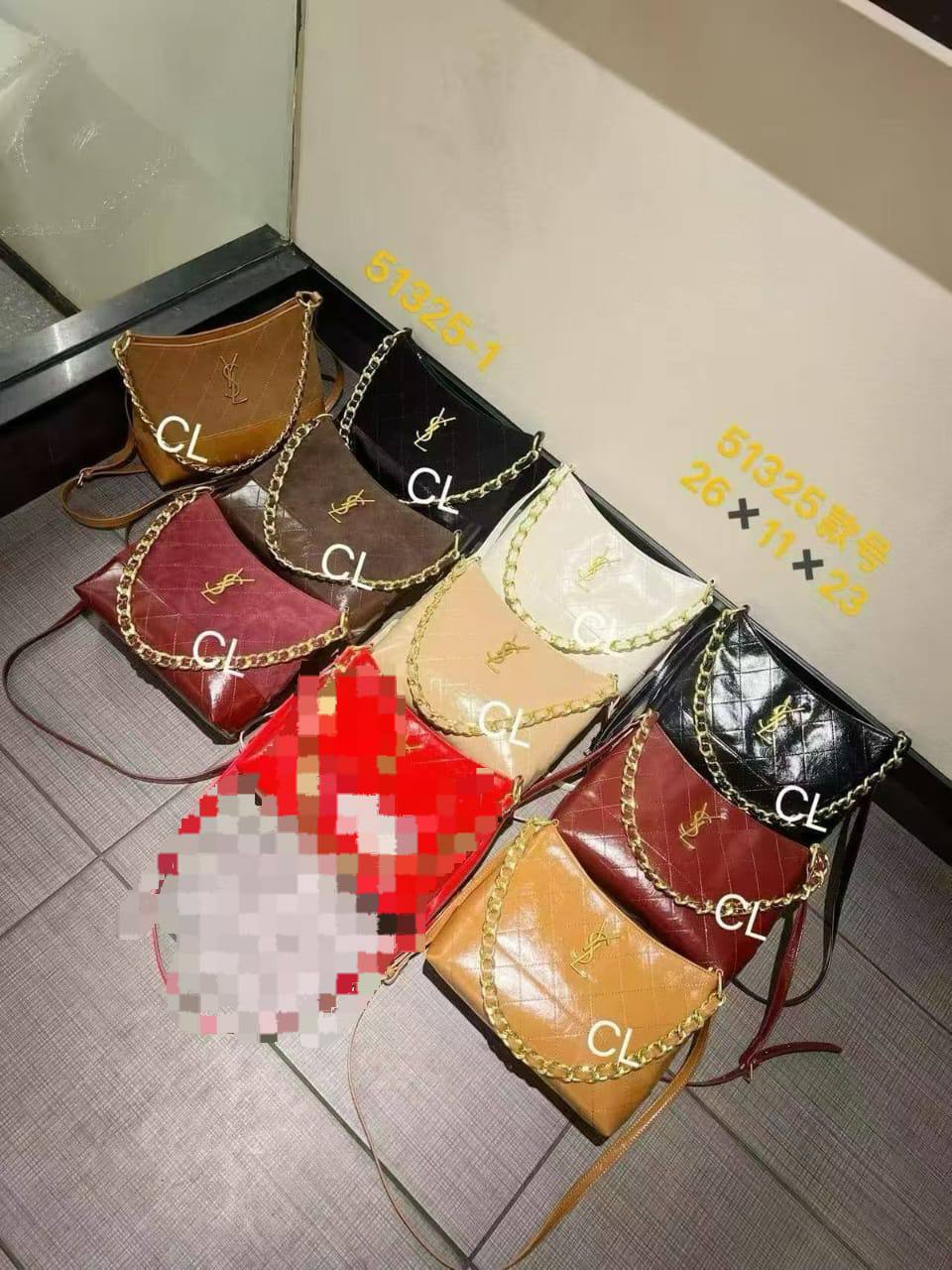 YSL
105 dhs❤️

Zain143
♥️♥️♥️