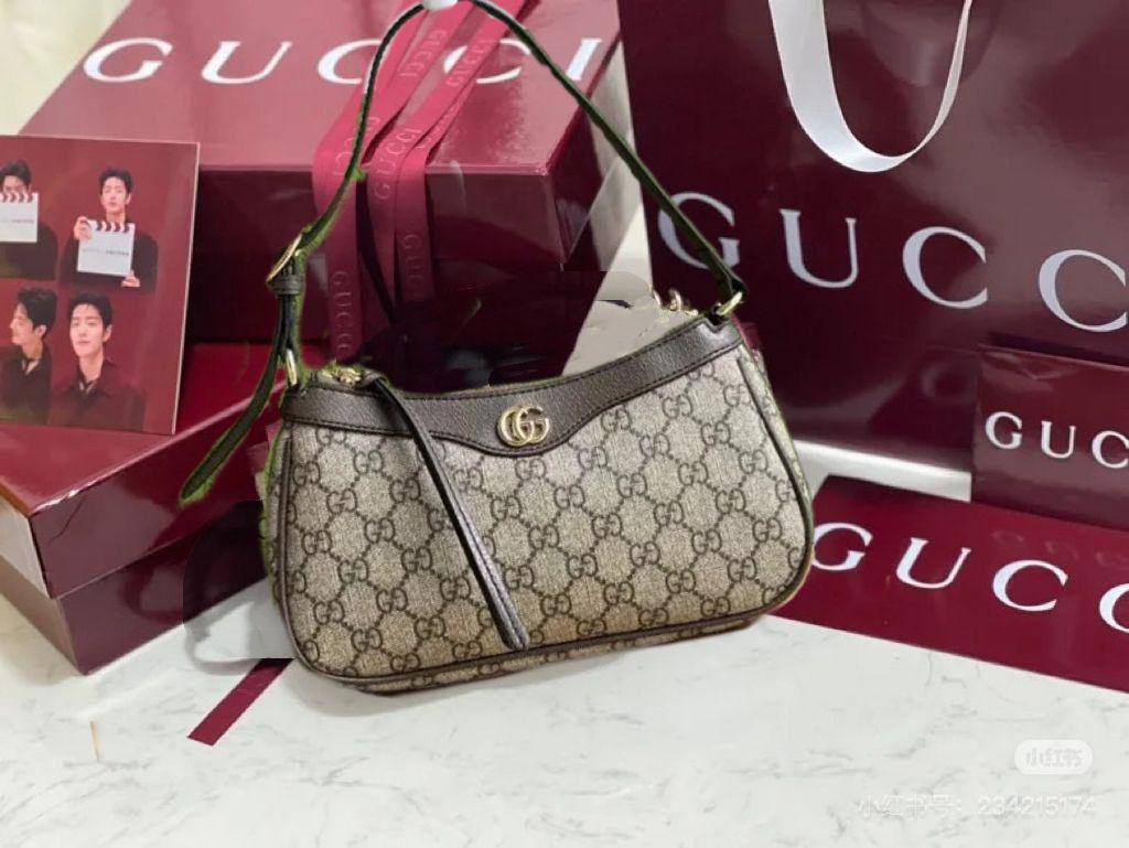 Gucci Ophidia
1️⃣ First Quality +🎁
Size: 25 ~ 23 * 13 cm
90 dhs✅
with box 🎁


Zain115
♥️♥️♥️