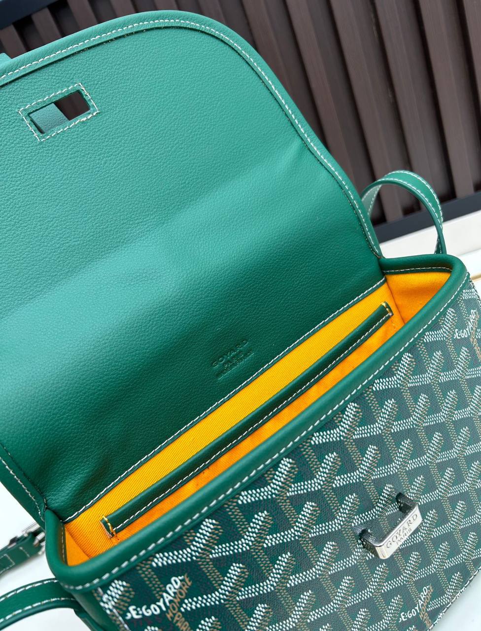 GOYARD 

SLING BAG NEW CAME 
UNISEX HIGH QUALITY 

WITH BOX 
🎁🎁🎁

110 dhs💓

Zain39
♥️♥️♥️