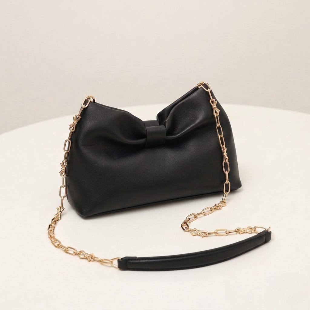 DiOR ʙᴏᴡ ʙᴀɢ
ʟᴀᴍʙsᴋɪɴ ʟᴇᴀᴛʜᴇʀ ᴍᴀᴛᴇʀɪᴀʟ
ɢᴏʟᴅ ᴄʜᴀɪɴ ʜᴀʀᴅᴡᴀʀᴇ
sɪᴢᴇ: 25 cm
ᴡɪᴛʜ BOX
🎁🎁🎁

100 dhs✅

Zain31
♥️♥️♥️