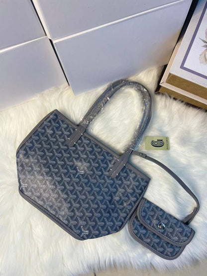 Goyard
*22cm
75 dhs✅

Zain118
♥️♥️♥️