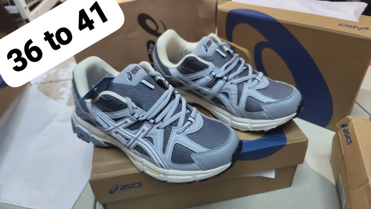 ASICS

Size 36 to 41 

120 dhs🪙🌨️

Zain103
♥️♥️♥️