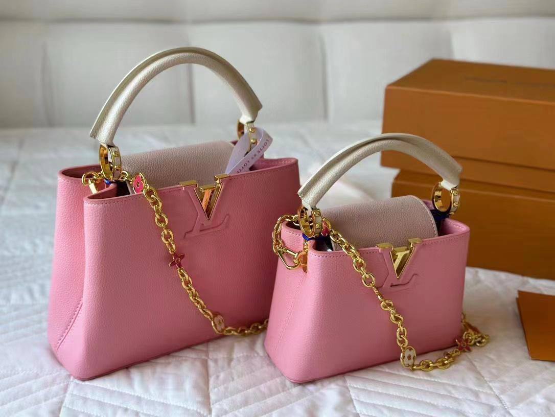 LV

✅27cm 125 dhs✅ 
with box 🎁🎁🎁

✅20cm 120 dhs✅
 with box🎁🎁🎁

Zain72
♥️♥️♥️