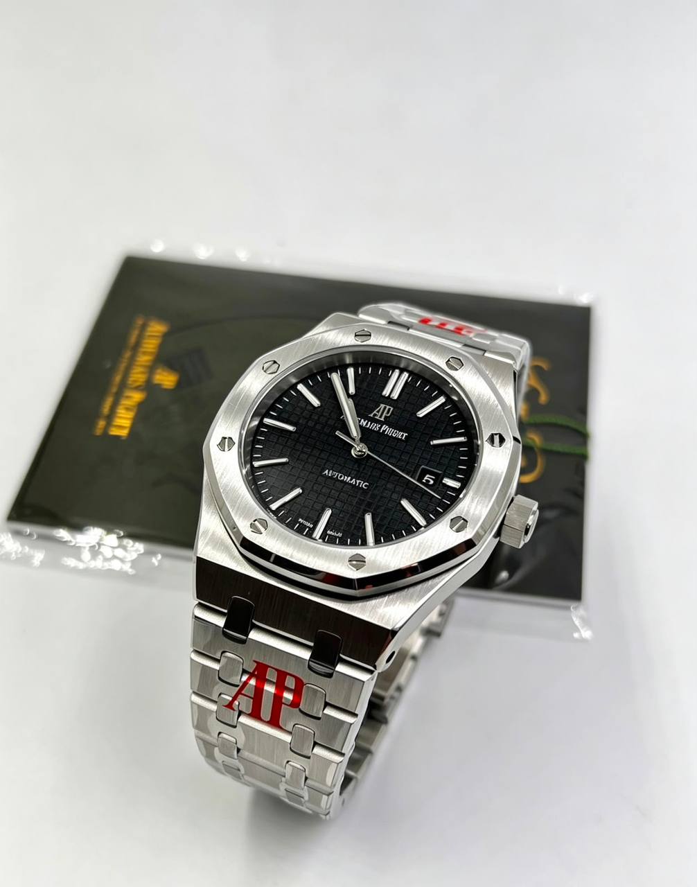 AP
Automatic  
250 dhs🇦🇪🇦🇪

Zain85
♥️♥️♥️