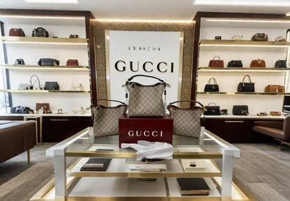 Gucci
100 dhs🇦🇪
with box
🎁🎁🎁

Size:19/18/11
Cucci
Brown  wine black

Zain07
♥️♥️♥️
