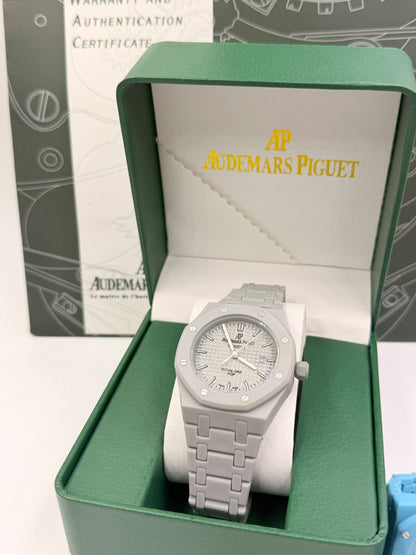 Ap  SWATCH  
60 dhs🇦🇪🇦🇪

with box 
battery

Zain85 
♥️♥️♥️
