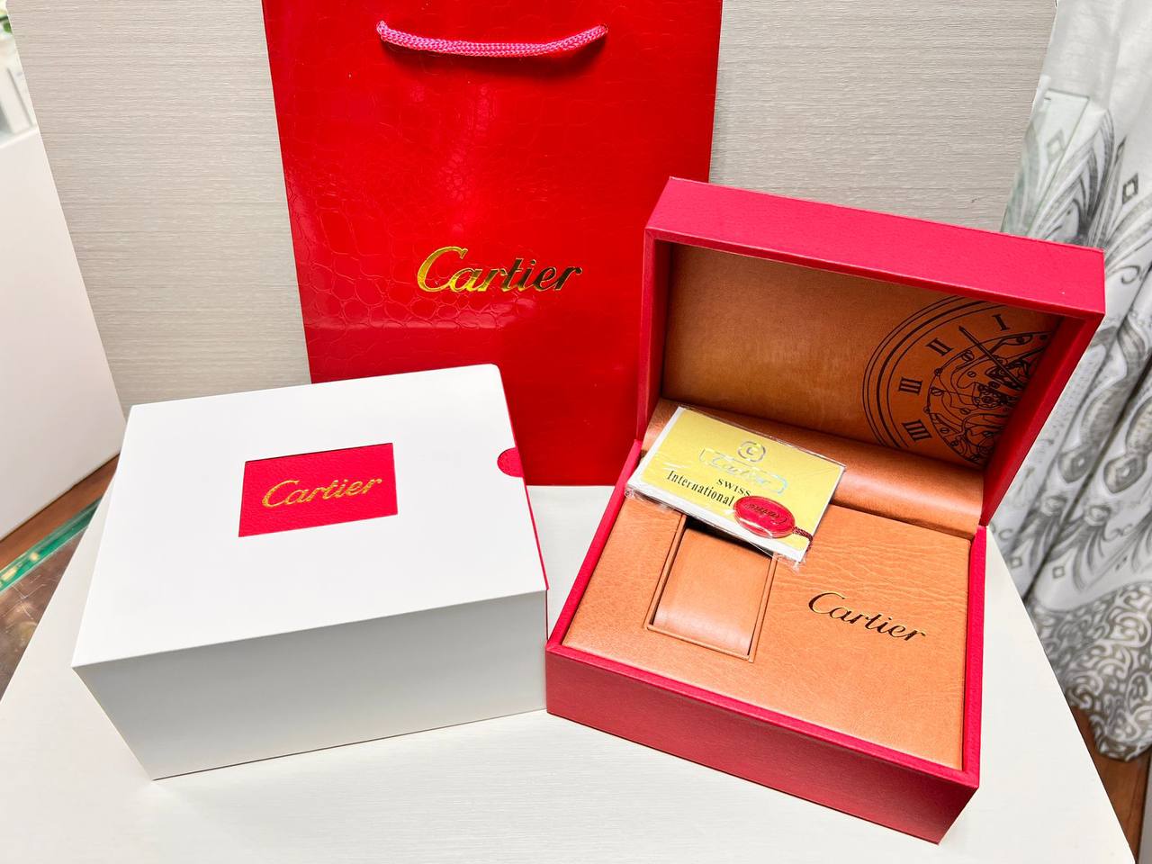 Master Watch Boxes
🌹🌹🌹

Zain85
♥️♥️♥️