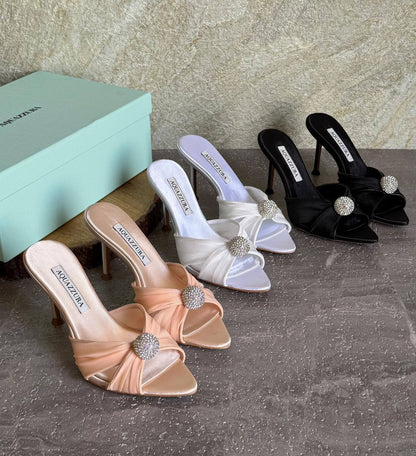 AQUAZZURA
SuperMaster Quality 💯
450 dhs✅
Size: 36-41💥

Zain171
♥️♥️♥️