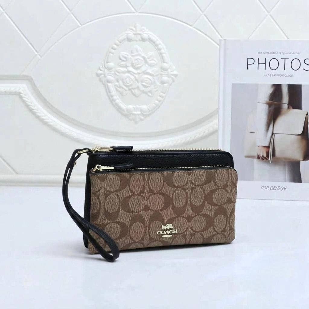 Coach
Small hand bag
50 dhs✅

Zain136
♥️♥️♥️