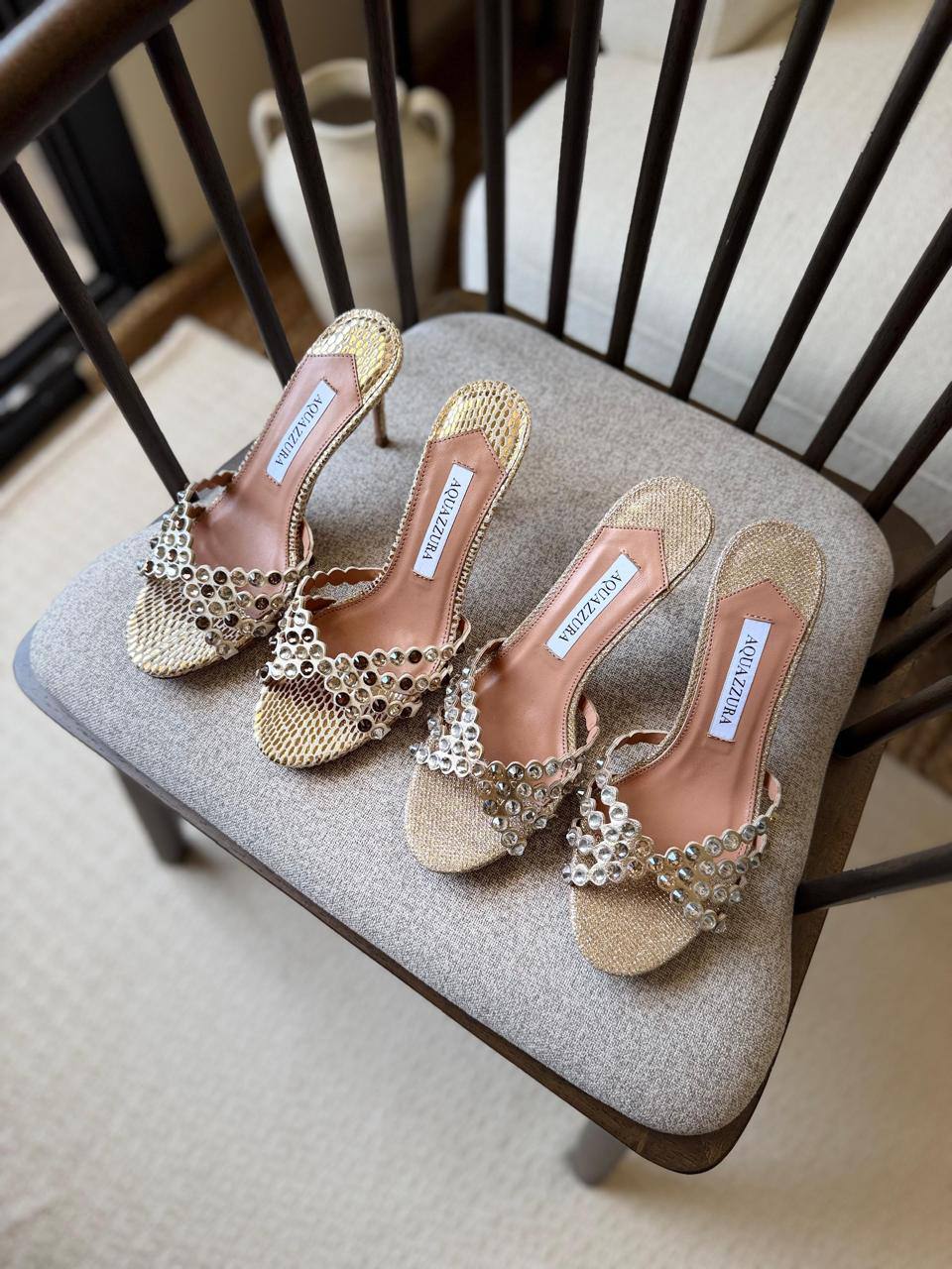 Aquazzura
𝑨𝑨𝑨 𝑸𝑼𝑨𝑳𝑰𝑻𝒀
𝑺𝑰𝒁𝑬 {35 𝒕𝒐 42}
450 dhs✅

Zain81
♥️♥️♥️