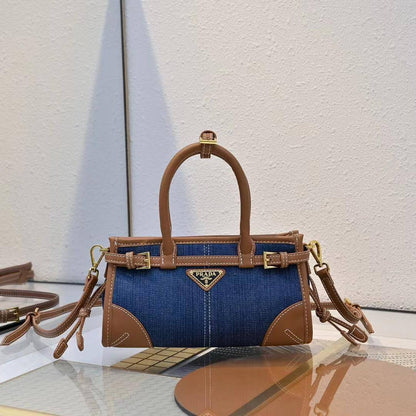 Prada - LV
Master Bags ++++
For Price 👇 WTSP Text Zain 0568585901

Zain153
♥️♥️♥️