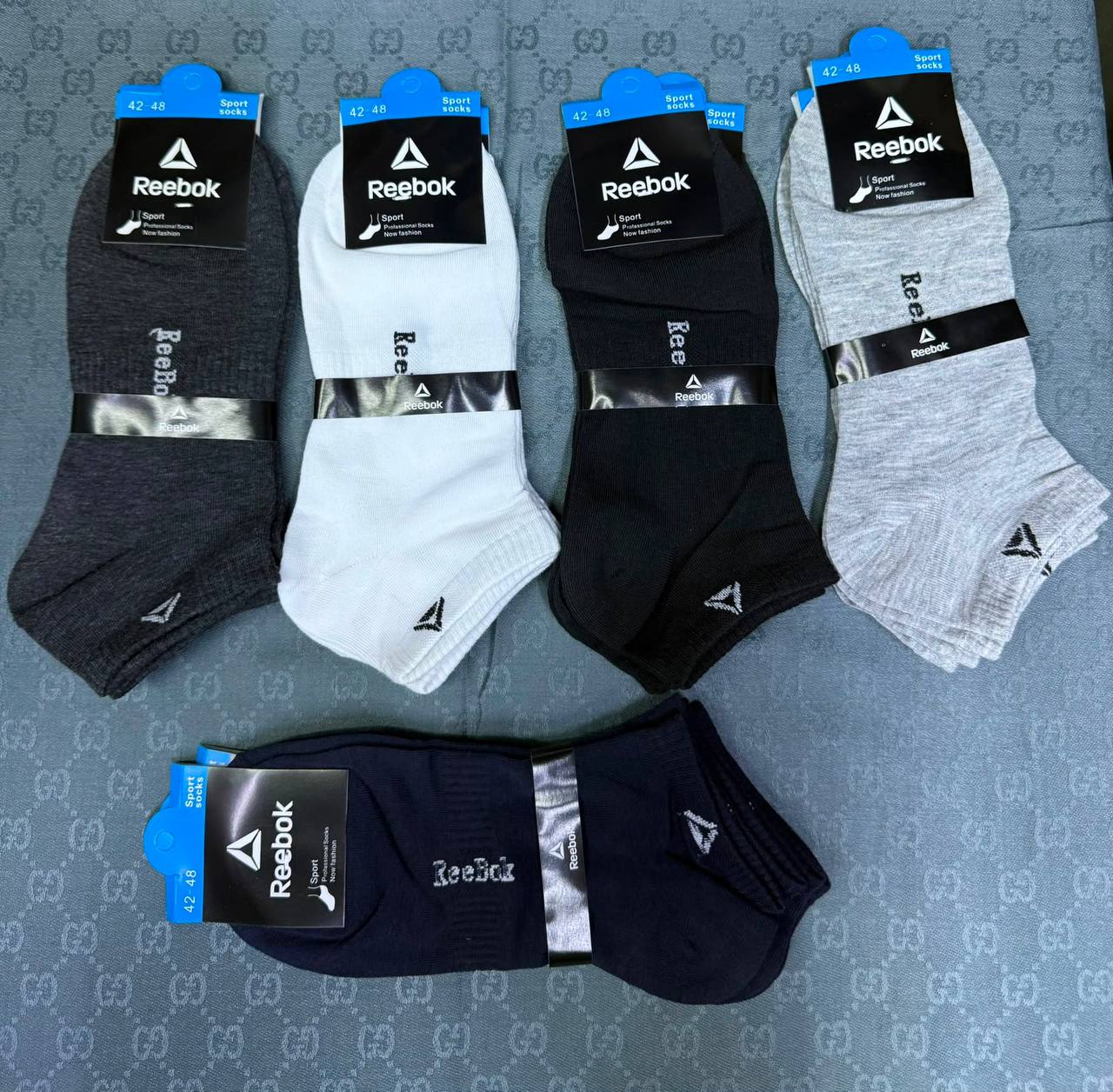 Socks
One packet
35 dhs💛

Zain93
♥️♥️♥️