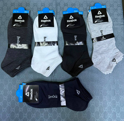 Socks
One packet
35 dhs💛

Zain93
♥️♥️♥️