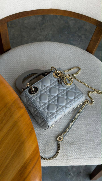 New collection ⚜️
DIOR 🩷
VIP quality 💎
Lady Dior Bag ✨
Size : 17 cm
For Price 👇 WhatsApp✅
0568585901 
0507557372
0552275751 Owner Zain 👌

Zain336
♥️♥️♥️