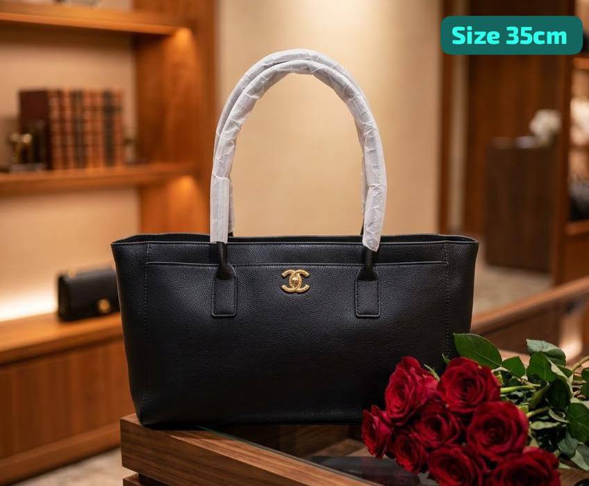 Chanel

Good quality 
115 dhs🇦🇪🇦🇪🇦🇪

Zain186
♥️♥️♥️