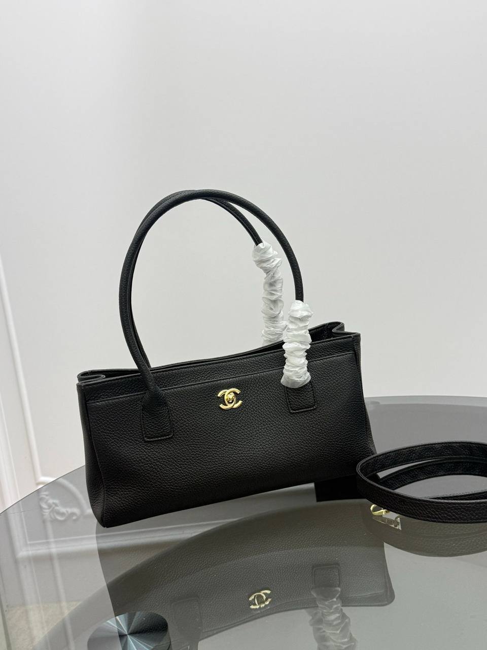 Chanel
Master❣️❣️❣️
 Chanel 🙋🏻‍♀️💕
30cm🫶🏼🫶🏼
350 dhs✅

Zain297
♥️♥️♥️