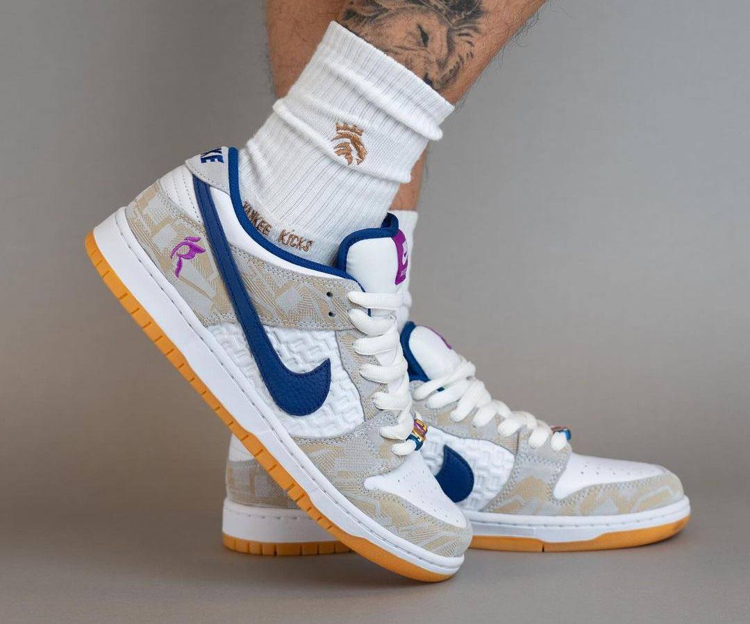 Nike SB x Rayssa Leal Dunk 💜
36-45 AVAILABLE 🤩
240 dhs🇦🇪🇦🇪

Zain242
♥️♥️♥️