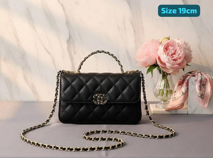 Chanel
Good quality 
with box 
🎁🎁🎁

100 dhs✅

Zain186
♥️♥️♥️