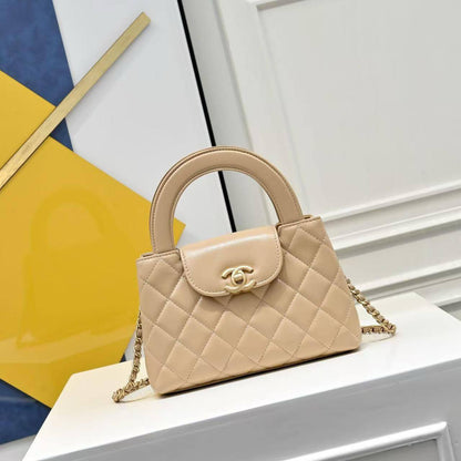 Chanel Master

New arrival 
master quality

420 dhs🪙💕

Zain228
♥️♥️♥️