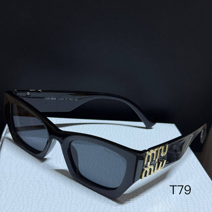 *Sunglasses 🕶️*
Copy one❣️
good quality 💯
With master box 🗃️ 
50 dhs🗽

Zain216
♥️♥️♥️