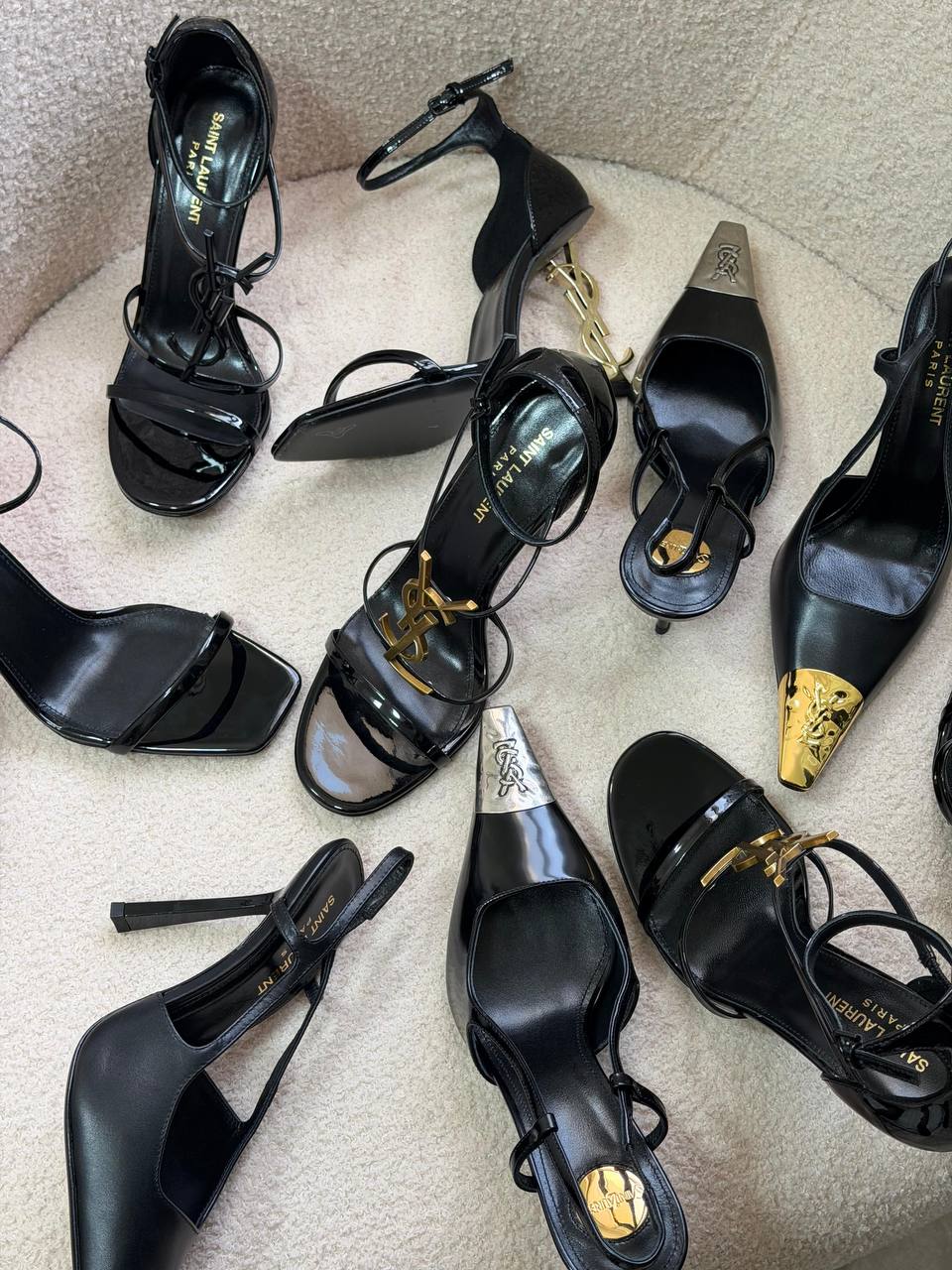 YSL
𝑽𝑰𝑷 𝑸𝒖𝒂𝒍𝒊𝒕𝒚
𝑺𝒊𝒛𝒆 36 𝒕𝒐 41 
450 dhs✅

Zain81
♥️♥️♥️