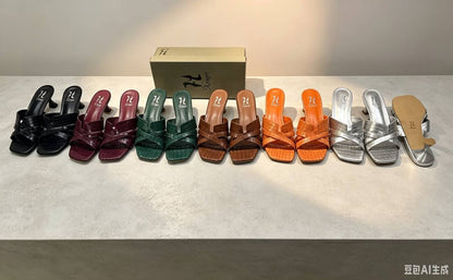 Gina
75 dhs🇦🇪🇦🇪
size 36 to 41

Zain161
♥️♥️♥️