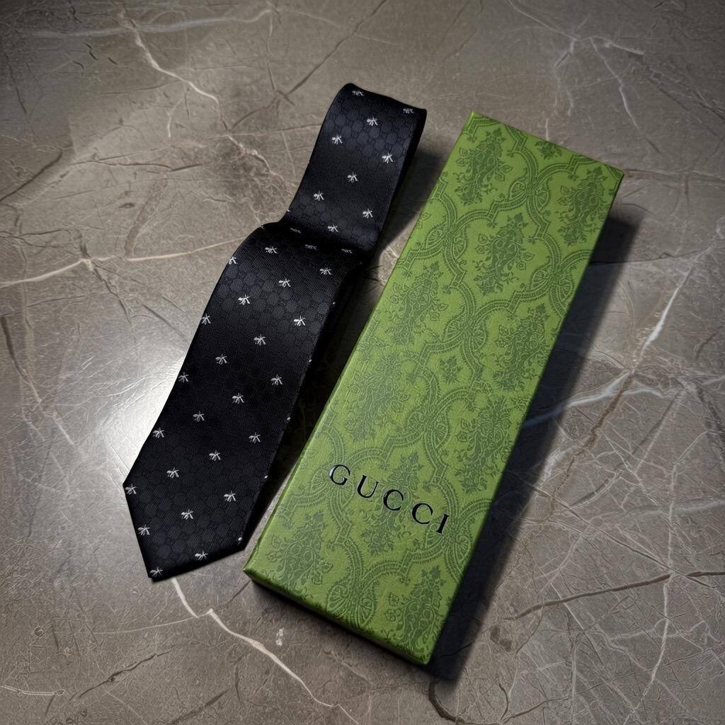 TIE

*MASTER QUALITY*

190 dhs🌺

Zain202
♥️♥️♥️