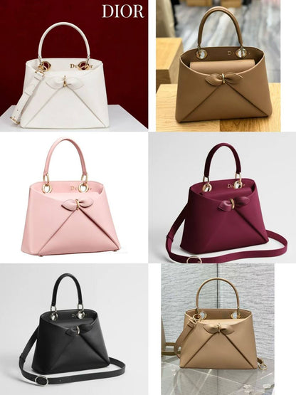 DIOR
SIZE：27cm
120 dhs💓
High quality

Zain04
♥️♥️♥️