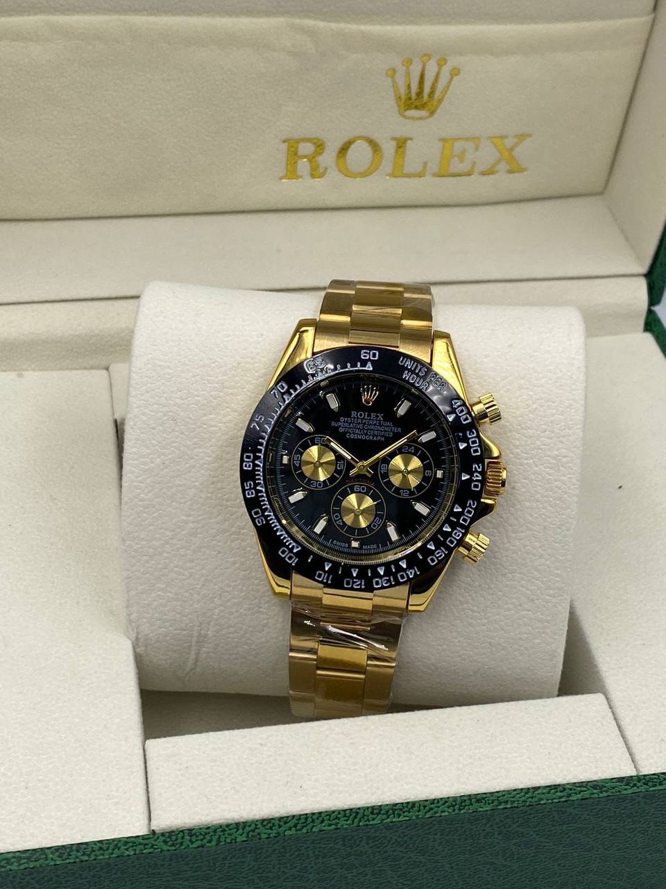 Rolex Men
 offer price
70 dhs🪙🌨️
*Chronograph working*

Zain08
♥️♥️♥️