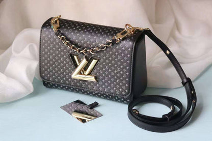 LV 
Master
350 dhs🌺

Zain10