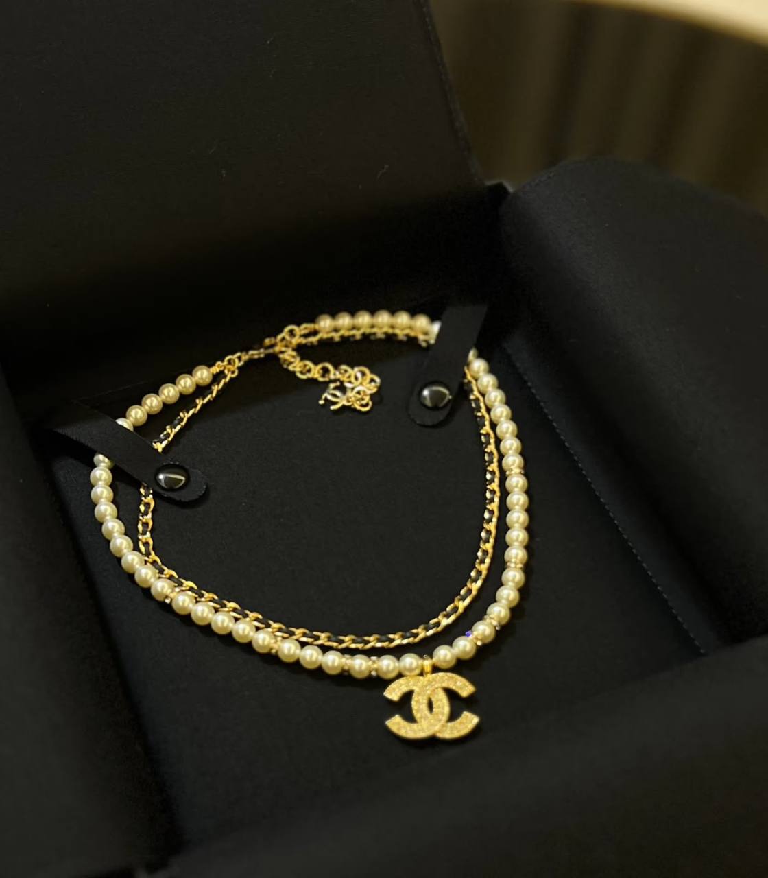 CHANEL 
Ladies belt😍
Master quality 💯
With normal boxes 🗃️ 
150 dhs🇦🇪🇦🇪

With master box 📦 
180 dhs🇦🇪🇦🇪

Zain216
♥️♥️♥️