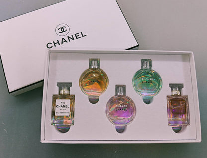 CHANEL 

5in1 WHITE
55 dhs🇦🇪🇦🇪. Each

Zain01
♥️♥️♥️