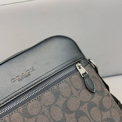 COACH 
SLING BAG 

RESTOCK UNISEX 

GOOD QUALITY 
80 dhs🇦🇪🇦🇪

Zain295
Zain17
♥️♥️♥️