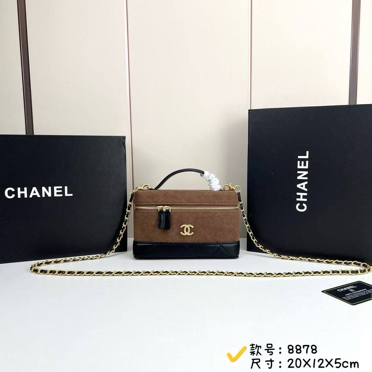 Chanel
Master🌺🌺
250 dhs✅

Zain114
♥️♥️♥️