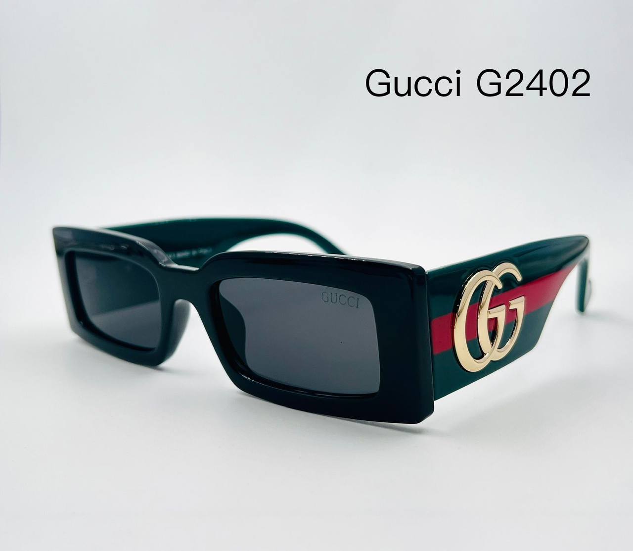 Gucci 💥*
Sunglasses 🕶️ 
good quality 💯
With master box 🗃️ 
50 dhs🌺

Zain273
♥️♥️♥️